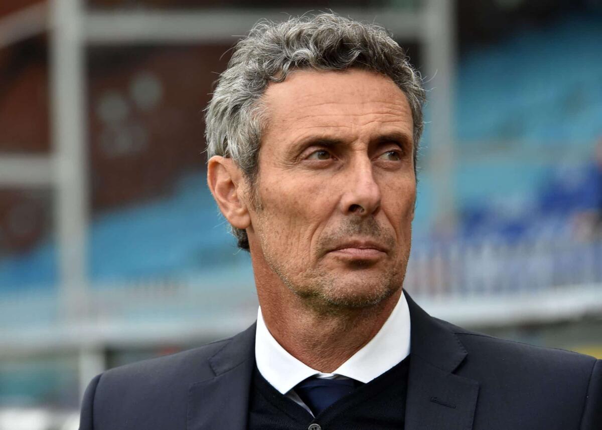 Gotti ammette: "Io e i giocatori stiamo ancora male per la sconfitta contro la Fiorentina" - GENOA, ITALY - NOVEMBER 03: Luca Gotti head coach of Udinese Calcio during the Serie A match between Genoa CFC and Udinese Calcio at Stadio Luigi Ferraris on November 3, 2019 in Genoa, Italy. (Photo by Paolo Rattini/Getty Images)