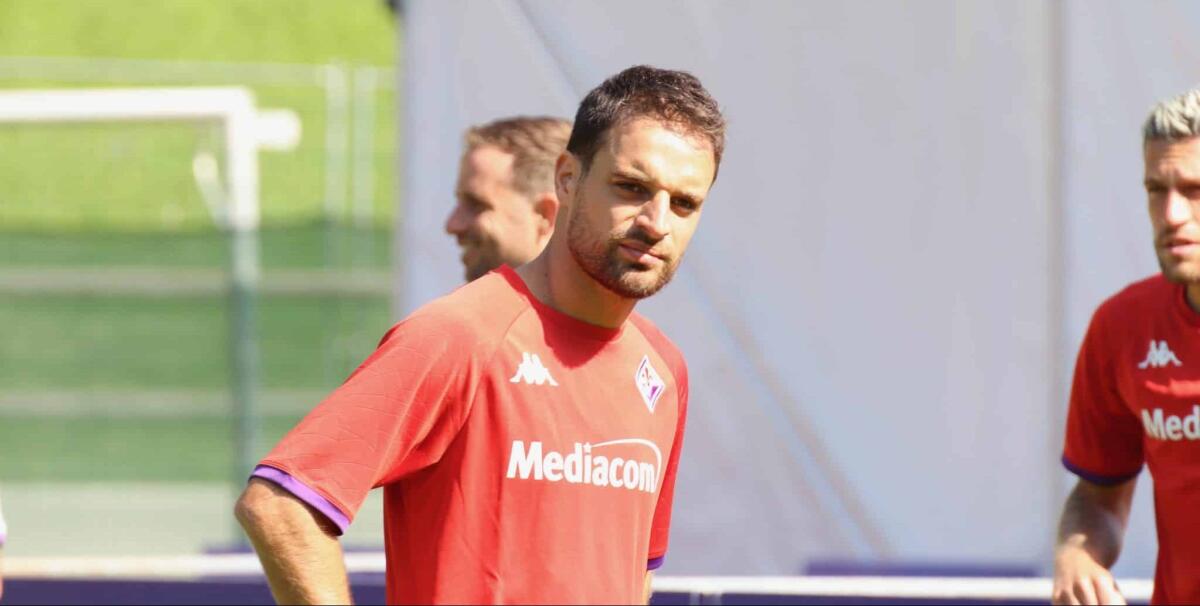 Il Tirreno: "Bonaventura e la Fiorentina rinnoveranno, ma per la società 1 milione e mezzo sono troppi" - Moena, stadio Benatti, 18.07.2022, allenamento, foto Lisa Grelloni. Copyright Labaroviola.com
