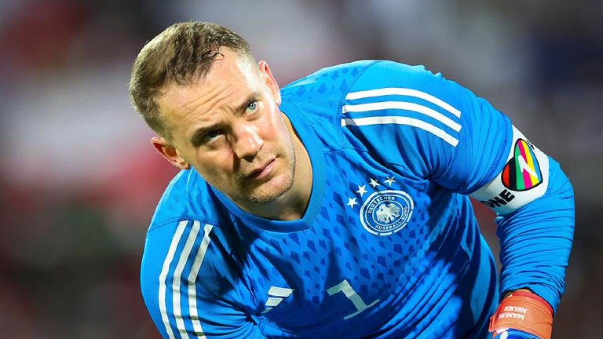Neuer sfida la FIFA ,pronto a indossare la fascia LGBT. La Germania rischia l'espulsione dal mondiale - 