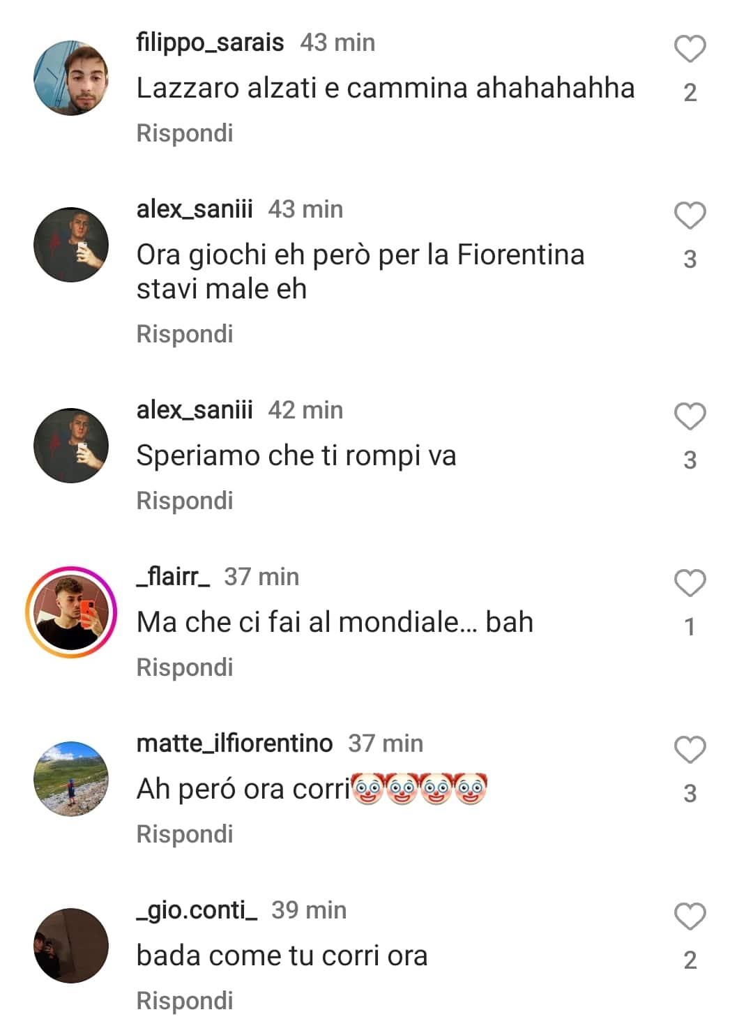 I tifosi della Fiorentina massacrano Nico Gonzalez sotto la sua foto con l'Argentina, offese e insulti