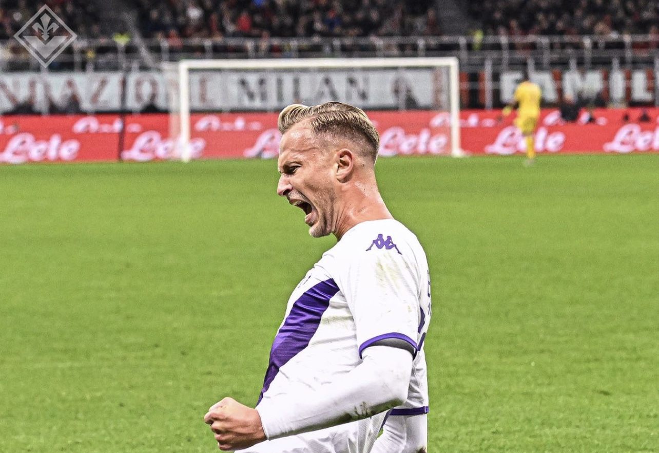 La Fiorentina esce da San Siro con un'immeritata sconfitta, decisivo l'autogol di Milenkovic