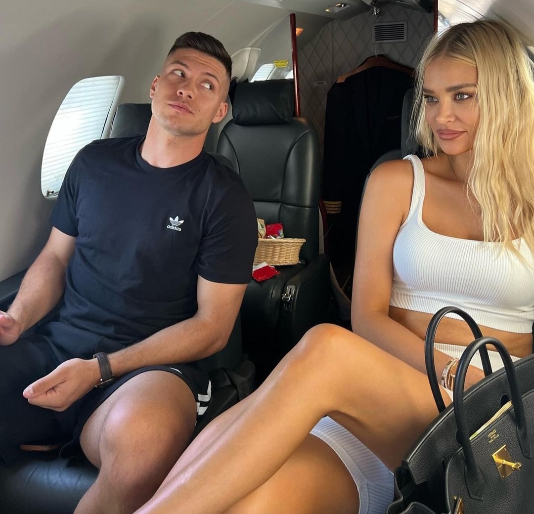 Parla la fidanzata di Jovic: "Quando ci vedevamo all'inizio non pensavo diventasse una cosa seria"