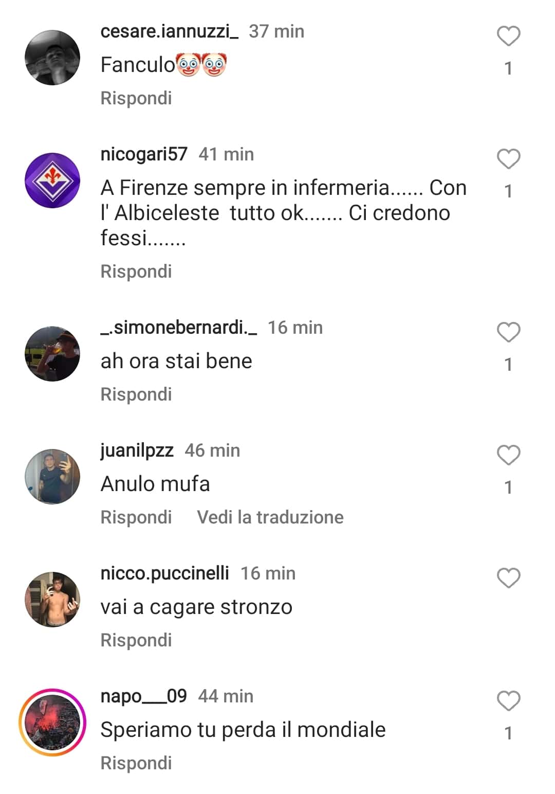 I tifosi della Fiorentina massacrano Nico Gonzalez sotto la sua foto con l'Argentina, offese e insulti