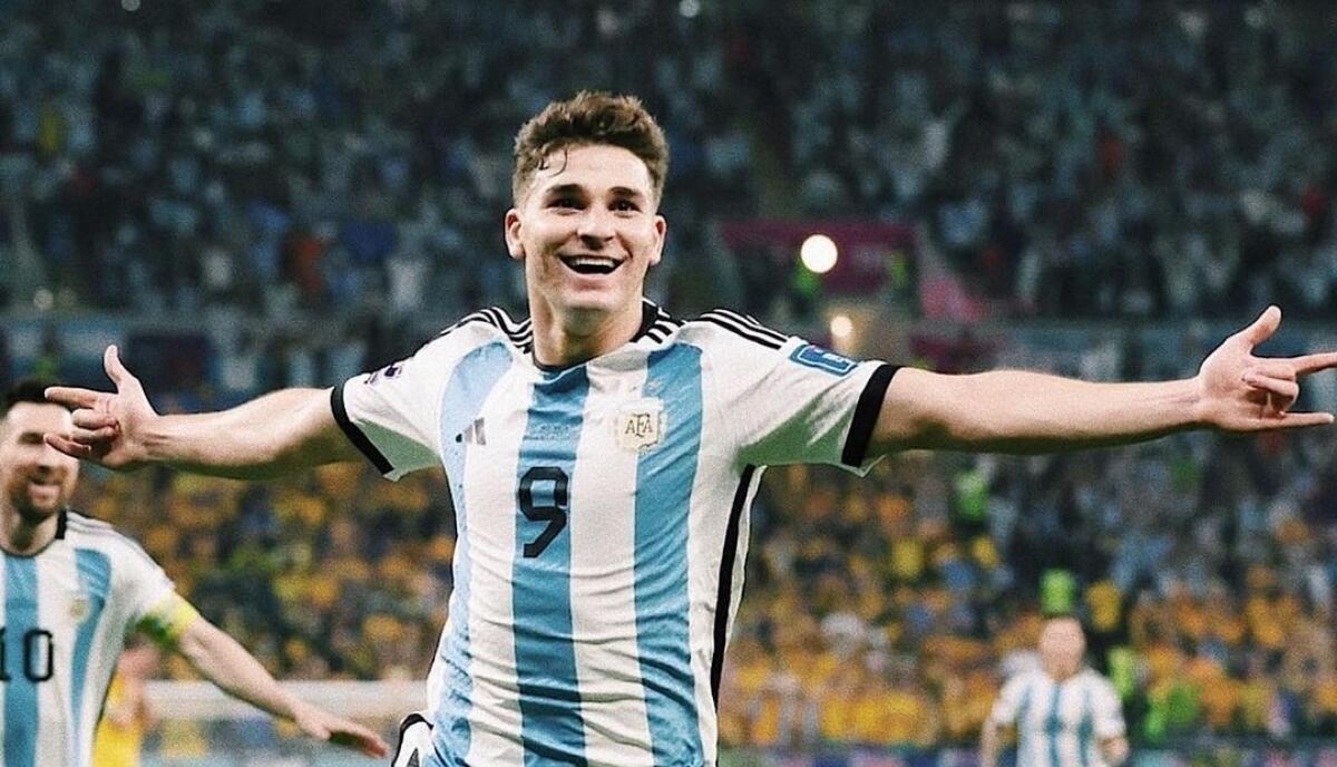 Julian Alvarez ha conquistato Batistuta, l'argentino si è preso i mondiali. Un rimpianto per la Fiorentina - 