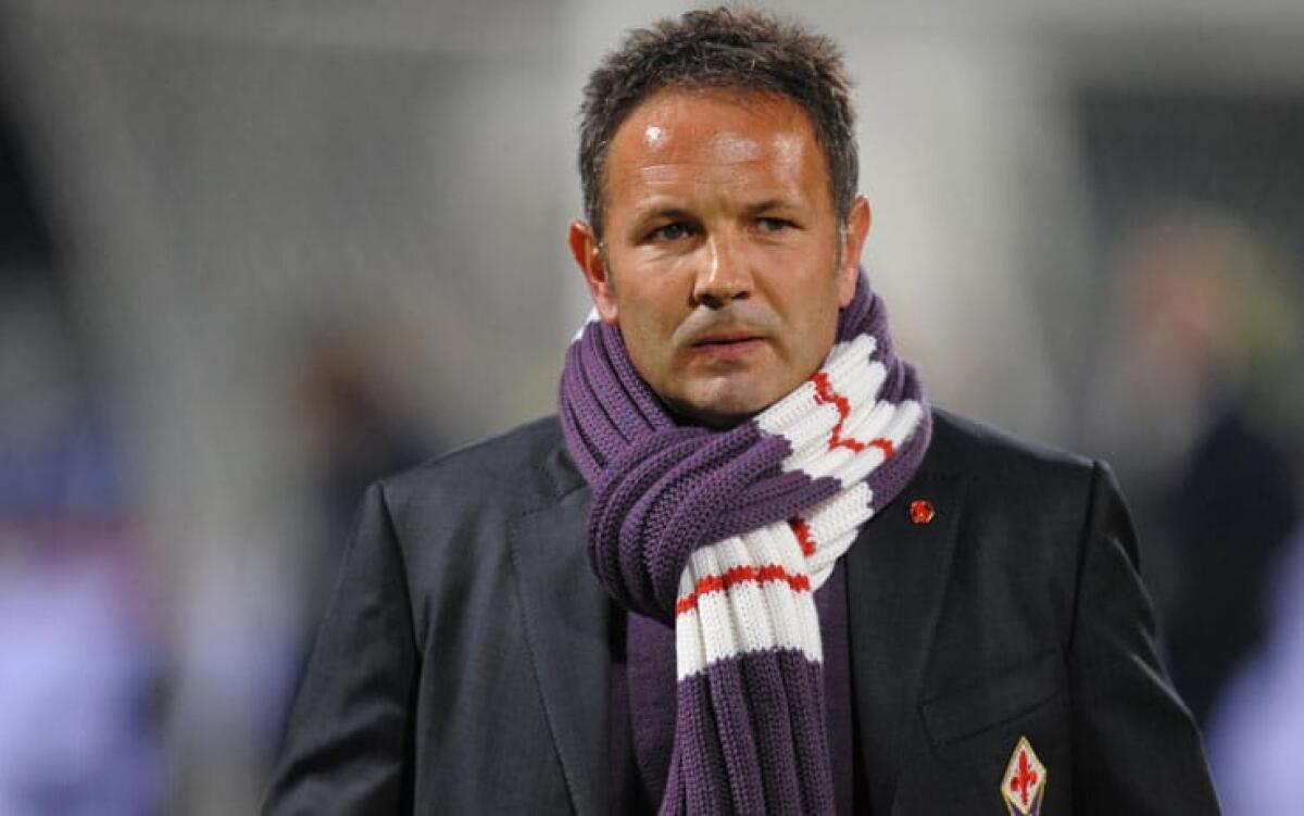 Oggi in amichevole la Fiorentina giocherà con il lutto al braccio per la scomparsa di Mihajlovic - 