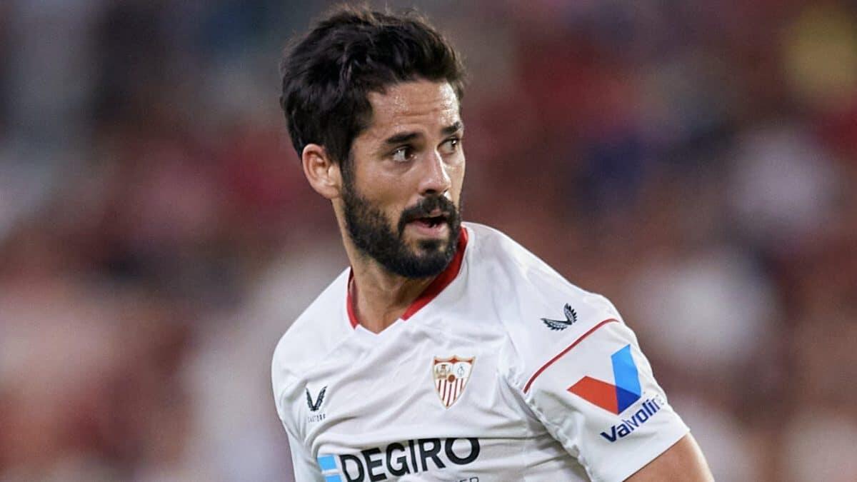 Nazione, Isco vorrebbe giocare per la Fiorentina e si propone, rifiutata la Salernitana - 