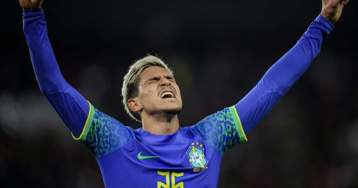 Pedro sbaglia un gol, il telecronista: "Qui più quello della Fiorentina che quello del Flamengo" - 