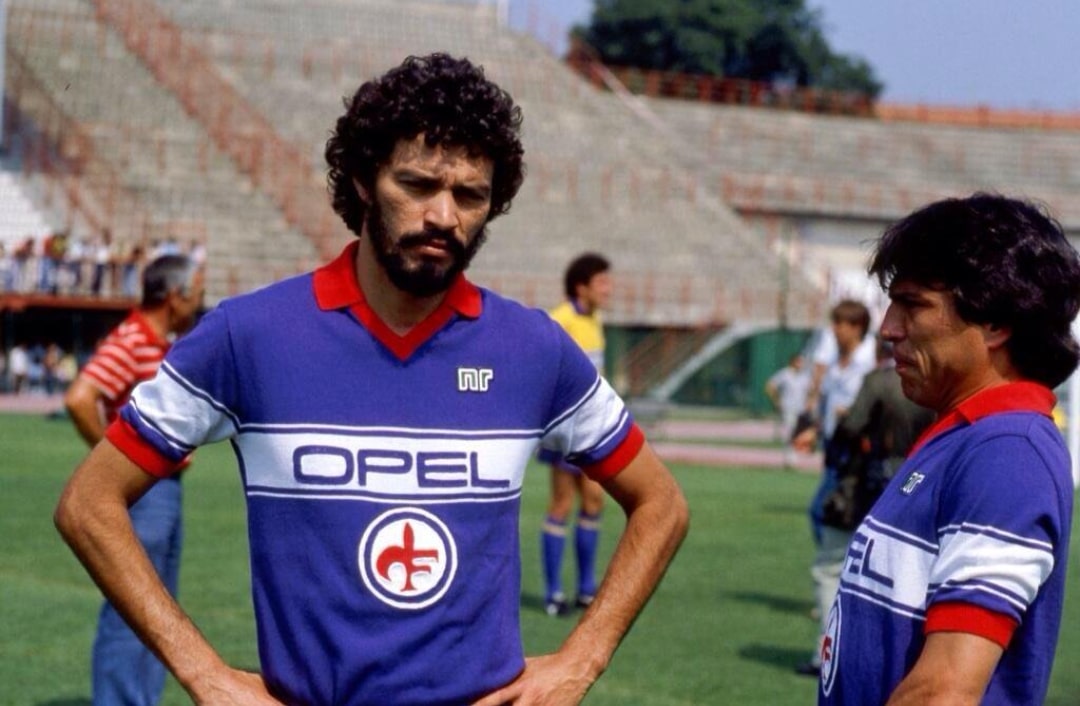 La storia di Socrates alla Fiorentina, uno dei più forti brasiliani di sempre a Firenze tra pazzie e magie