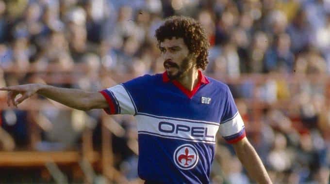 La storia di Socrates alla Fiorentina, uno dei più forti brasiliani di sempre a Firenze tra pazzie e magie