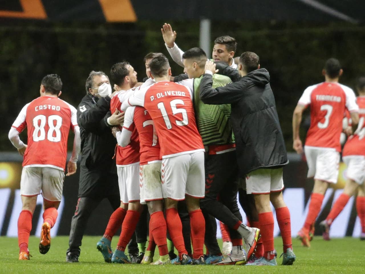 Il Braga demolisce il Benfica capolista di Enzo Fernandez battendolo 3-0, Fiorentina avvisata