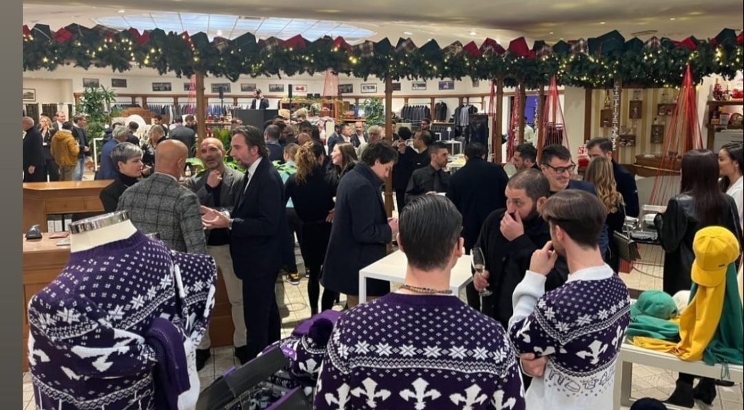 Festa di Natale della Fiorentina con Montezemolo: presenti Italiano, Venuti e Biraghi