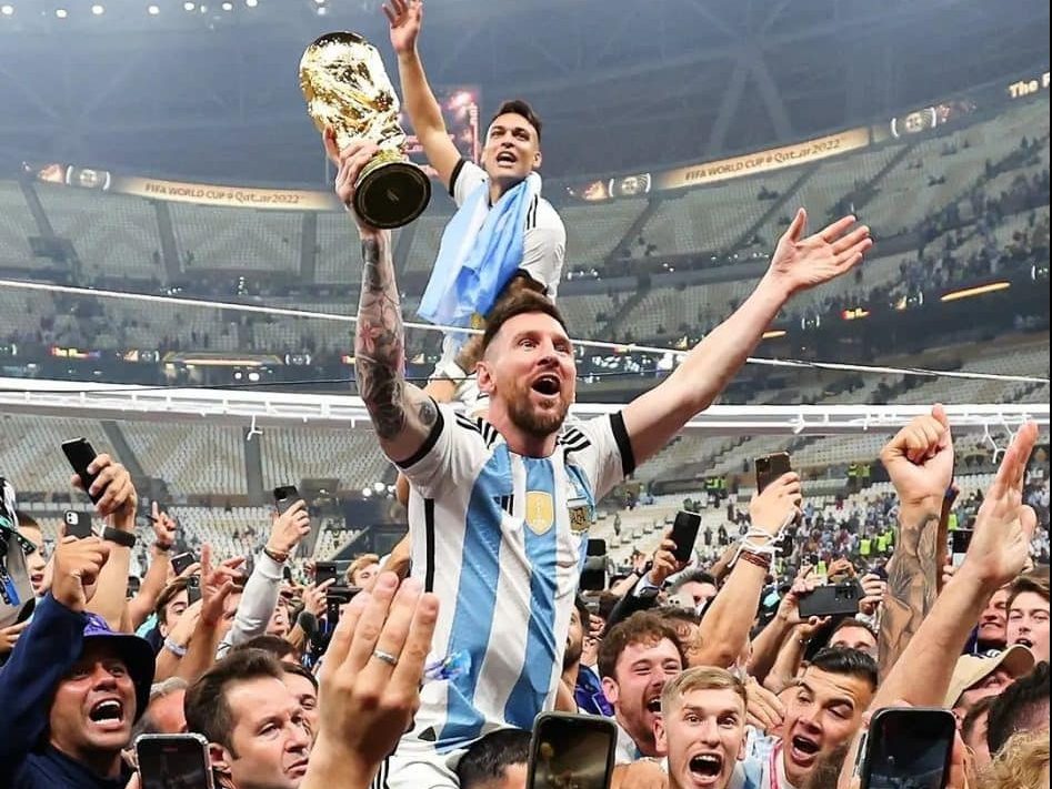 Adani omaggia Messi: "L'evento più importante ha sentenziato, ora sanno tutti da che parte stare"
