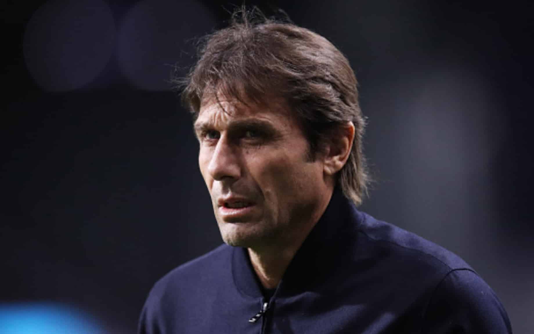 Conte scrive messaggio a Paratici: "Con Amrabat nel mezzo non passa nessuno". Lo vuole al Tottenham