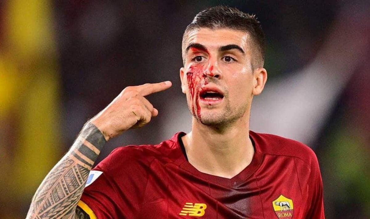 La Lega toglie il cartellino giallo a Mancini, il romanista sarà in campo contro la Fiorentina - 