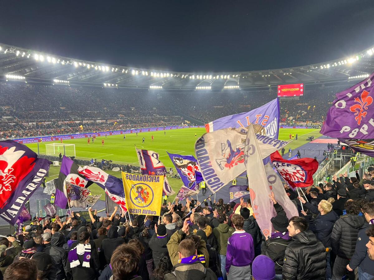 In nove contro undici è difficile. Dodò follia, Jovic gioca da fermo. È sempre più buia - 