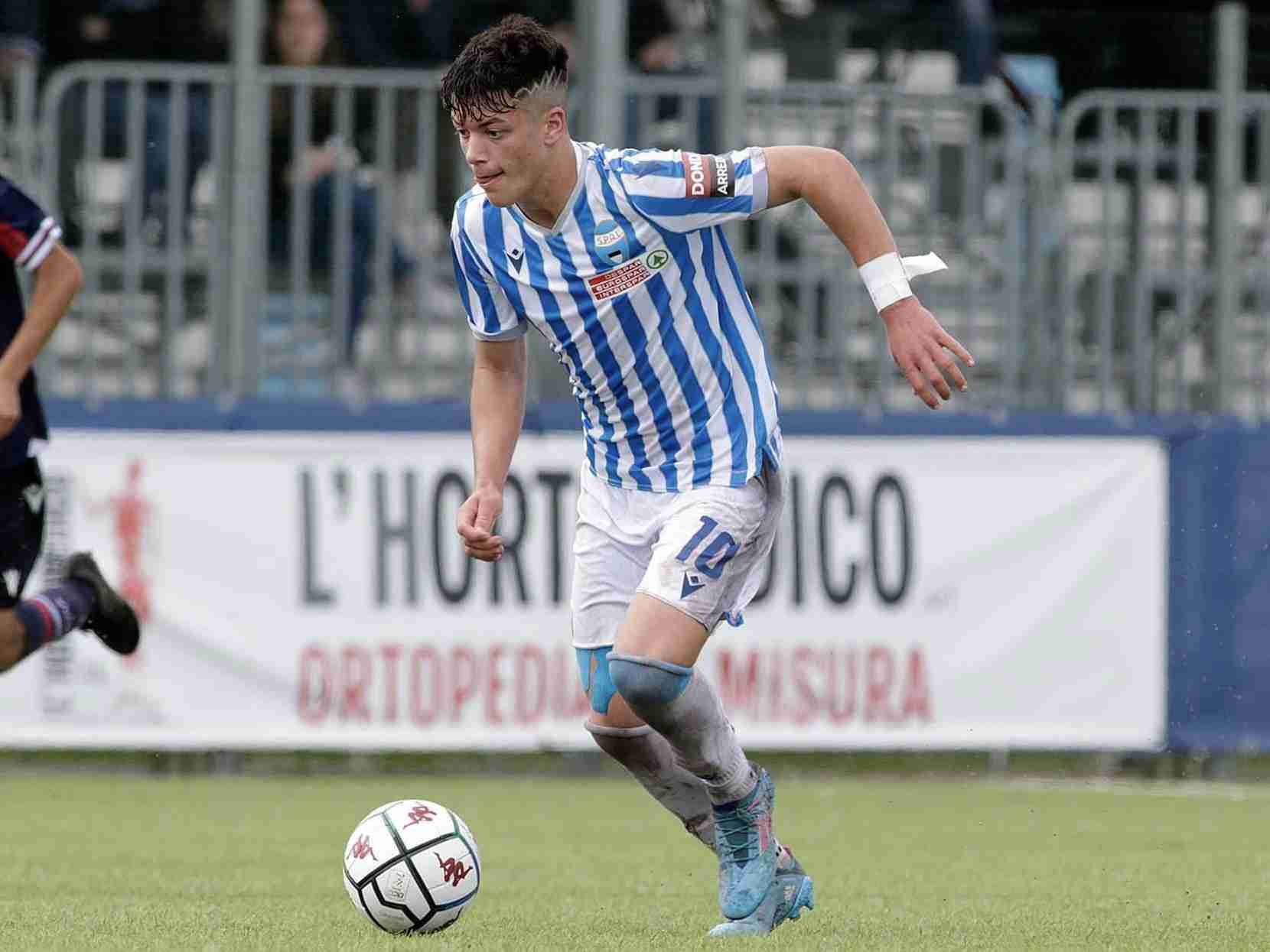 Fiorentina mette gli occhi su Rao, attaccante classe 2006 della Spal: concorrenza di Atalanta ed Empoli