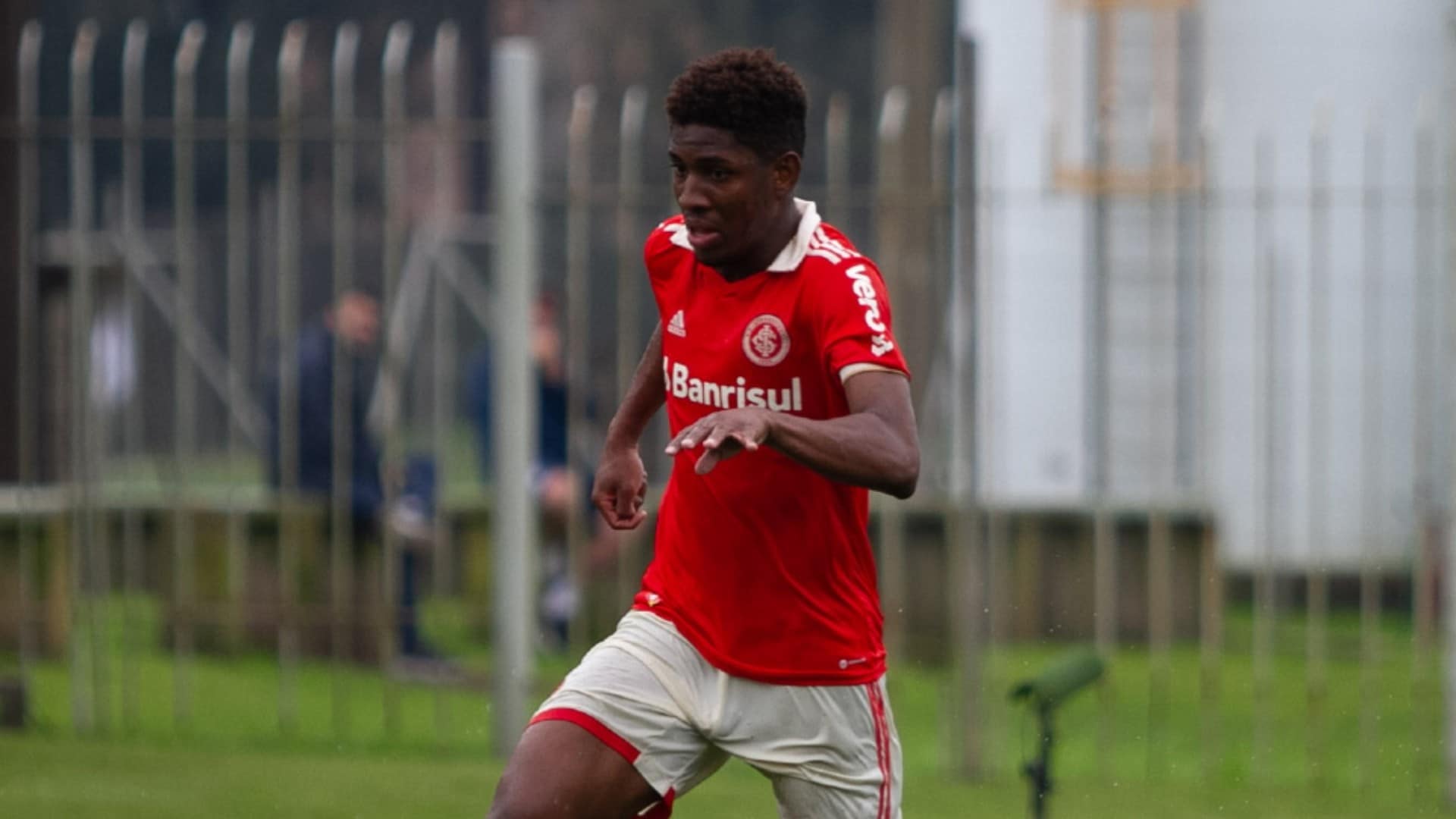 Dal Brasile, la Fiorentina ha osservato Allan Aniz, terzino destro brasiliano classe 2003 in scadenza