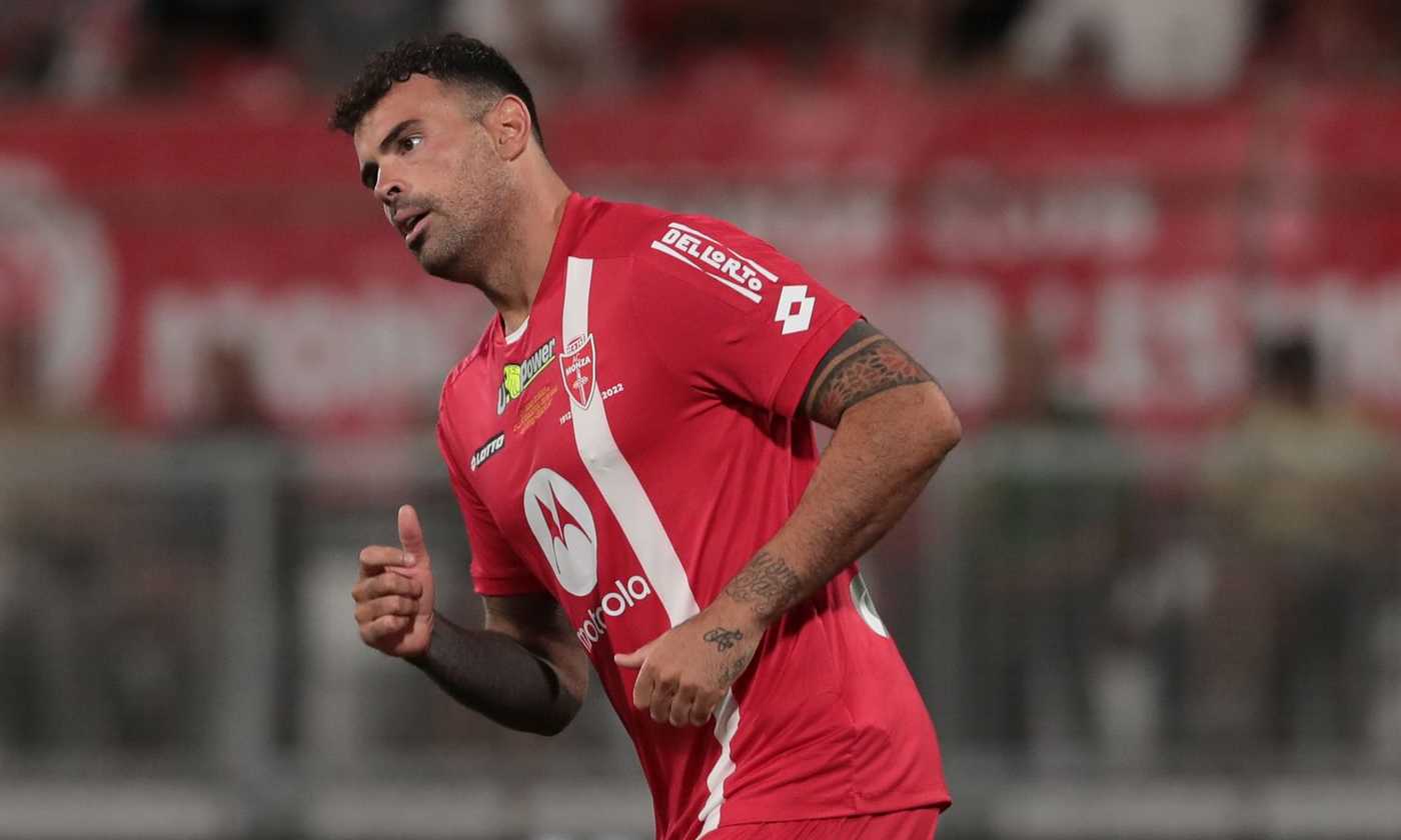 Corriere Fiorentino: “Petagna pista complicata: servirebbe obbligo di riscatto a 10 milioni”