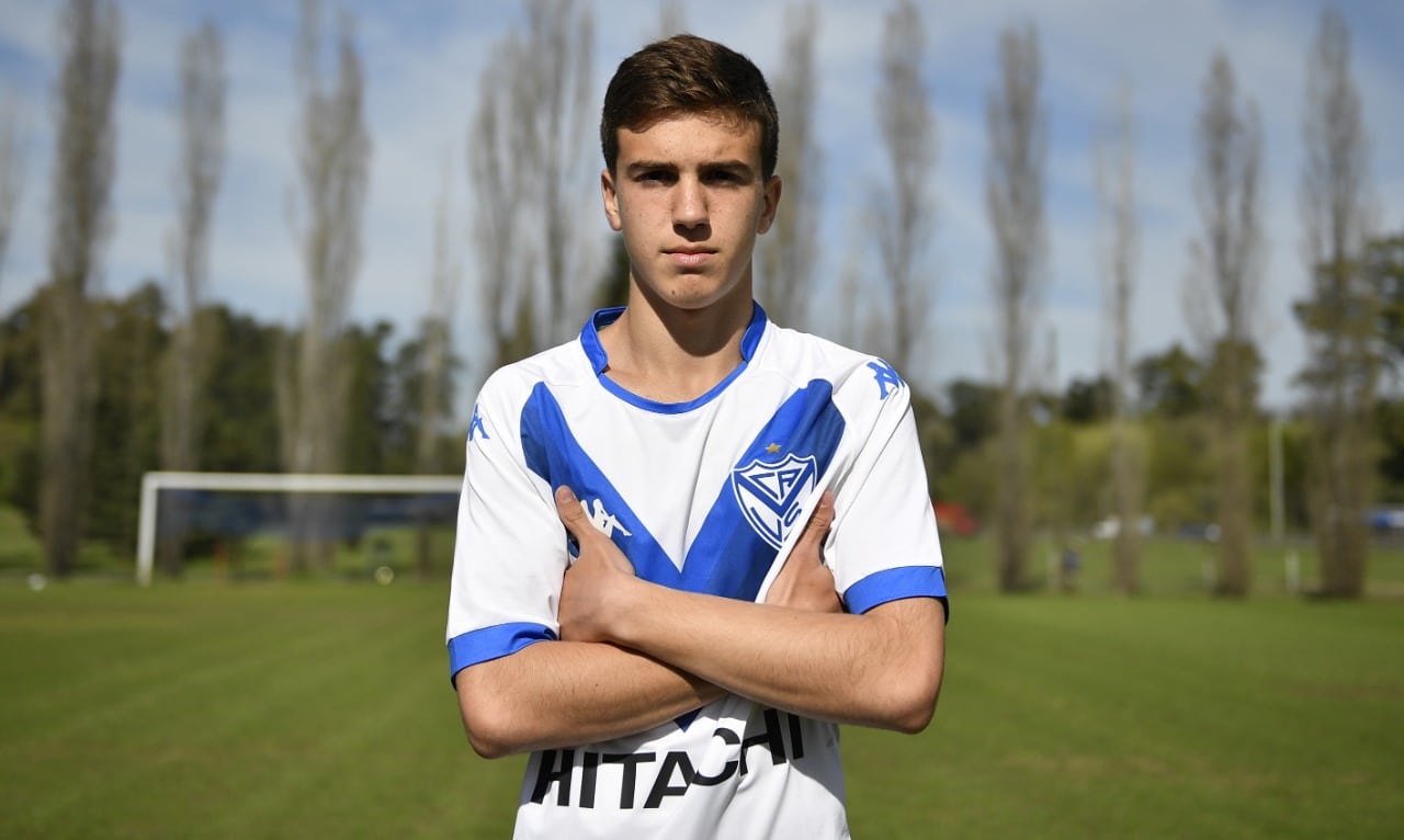 TMW, Fiorentina su Valentin Gomez, difensore argentino classe 2003 del Velez. Centrale mancino