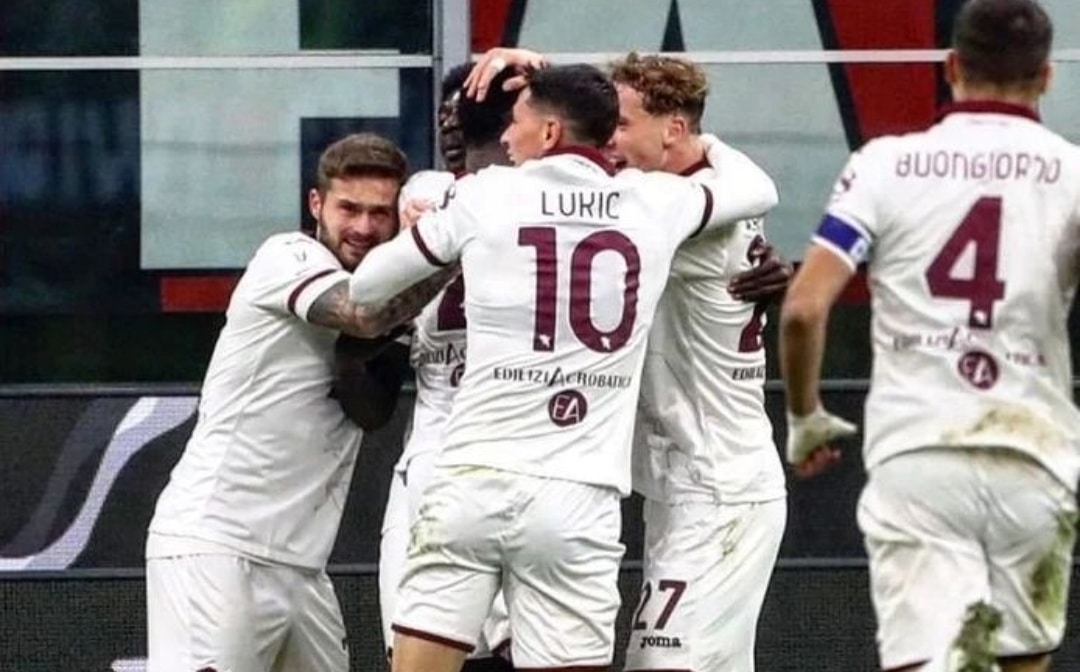 Espulsione e recupero allungato non bastano al Milan, Torino vince in 10. Adesso tocca alla Fiorentina