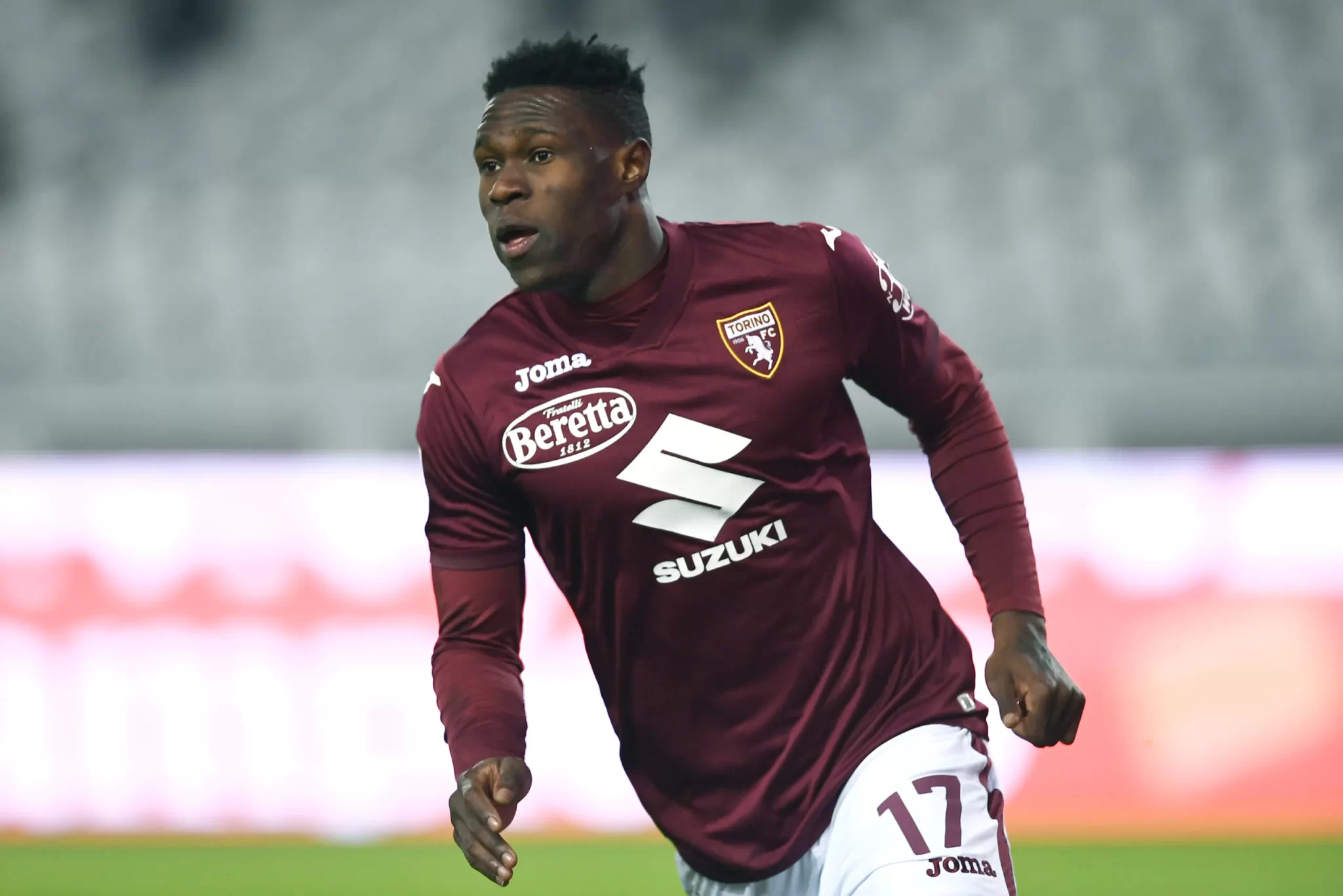 Tuttosport scrive: "La Fiorentina cerca un terzino destro, la società viola sta seguendo Singo del Torino"