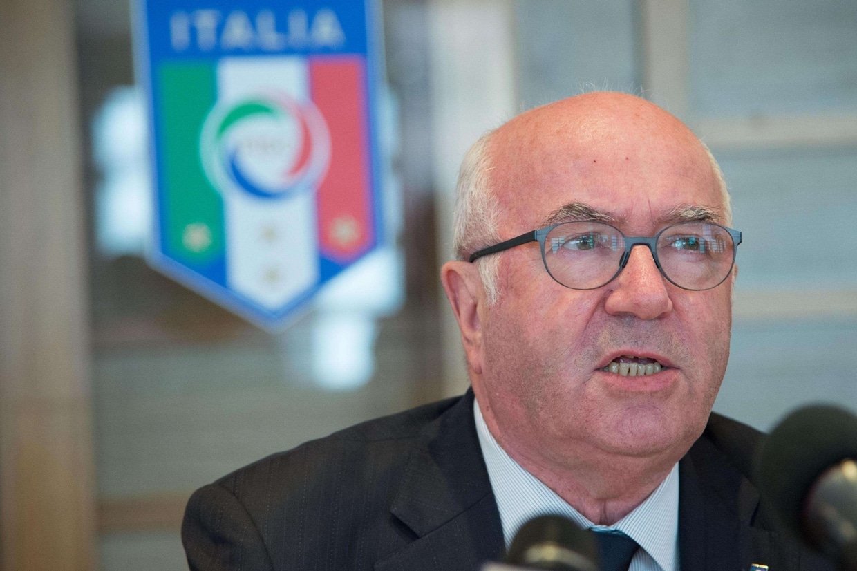 È morto Carlo Tavecchio, aveva 80 anni. Era stato il presidente della Federcalcio fino al 2017