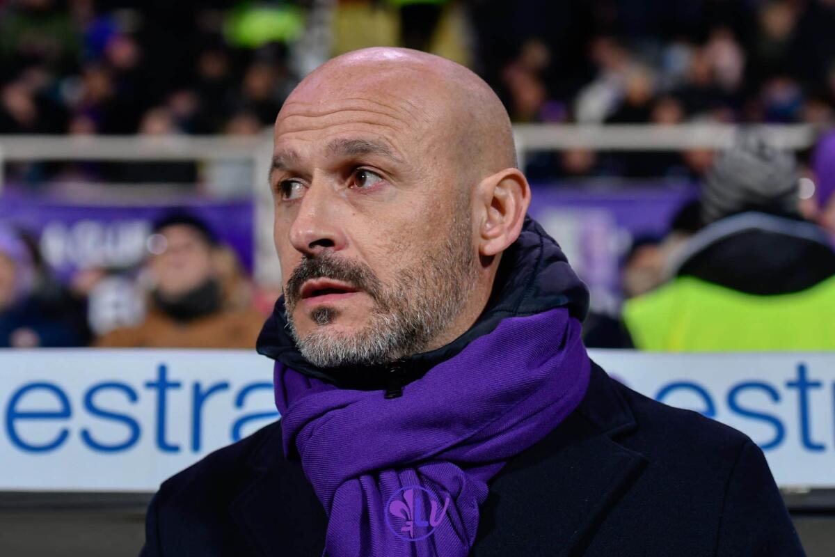 Italiano: "Jovic o Cabral? Meritavano entrambi, l'importante è che ci aiutino a vincere le gare" - Vincenzo Italiano (allenatore ACF Fiorentina)