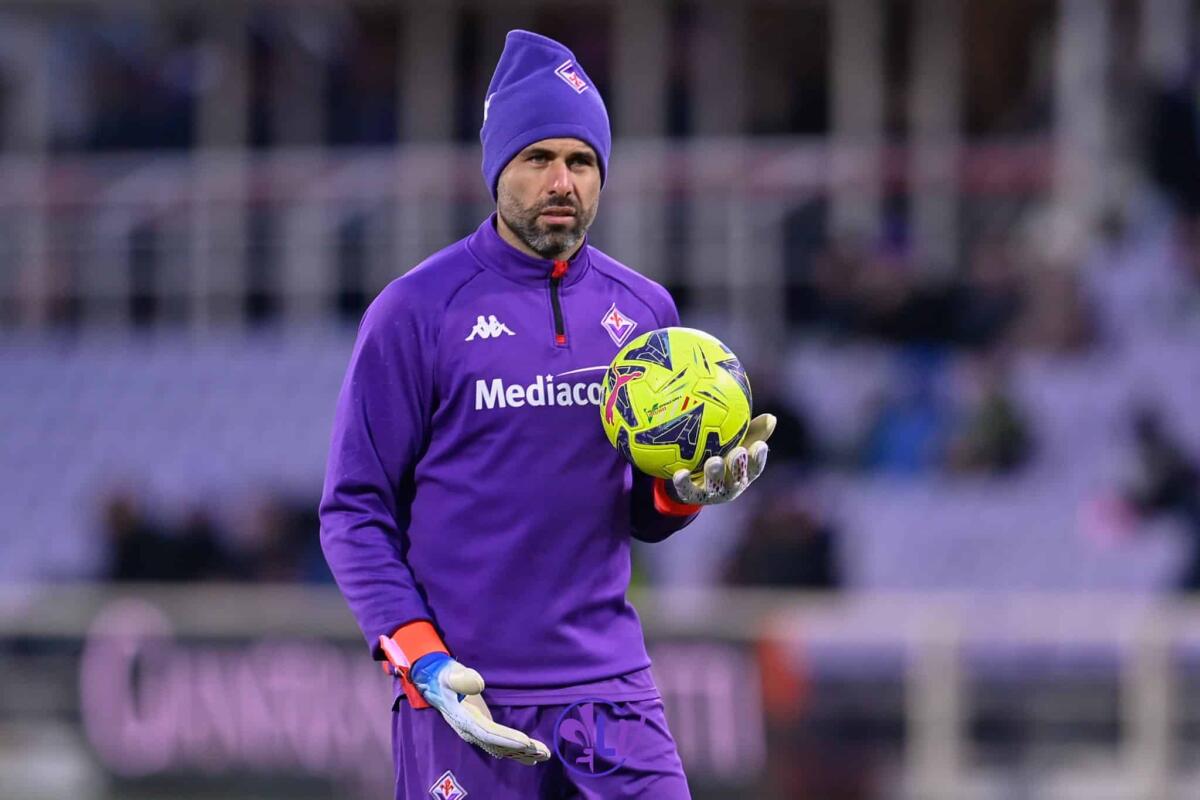 Dal Centro Sportivo: occasione Sirigu dal 1'. Potrebbe tornare Castrovilli, ballottaggio Cabral-Jovic - Salvatore Sirigu (ACF Fiorentina)