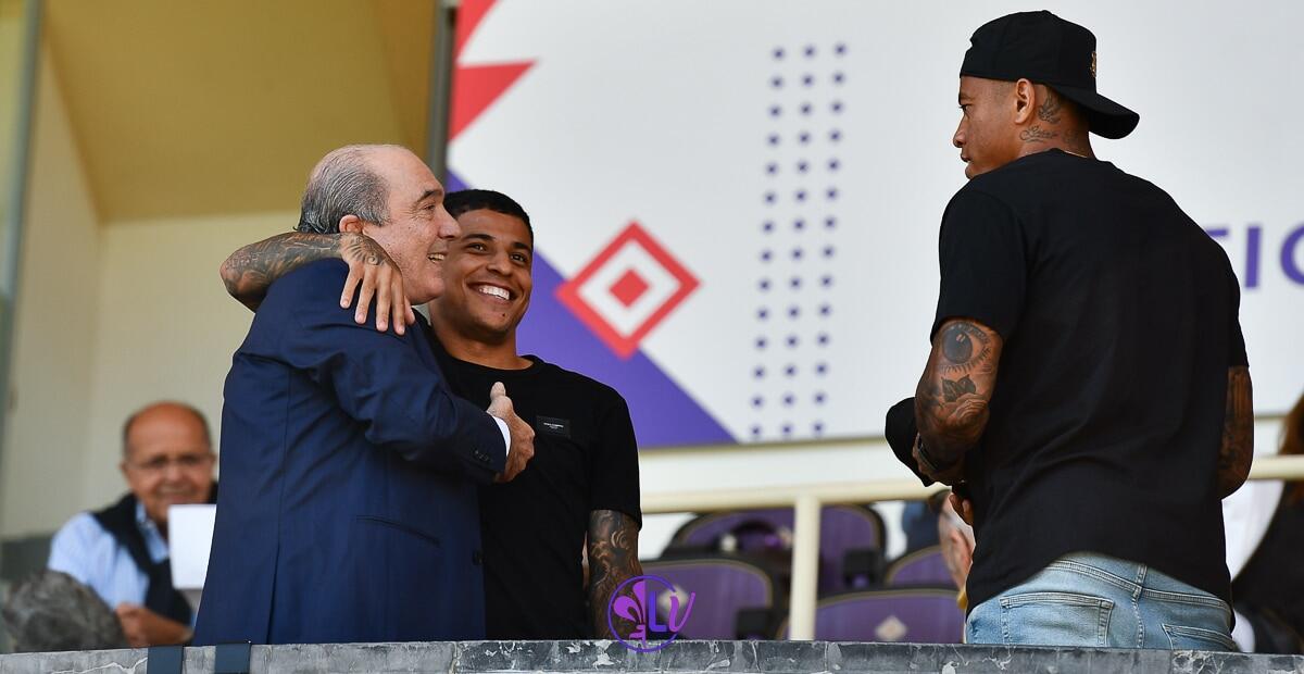 Anche Commisso sarà in Portogallo al fianco della Fiorentina. Con lui la moglie e Joe Barone - Firenze, stadio A.Franchi, 18.09.2022, Fiorentina-Verona, foto Lisa Guglielmi. Copyright Labaroviola.com
