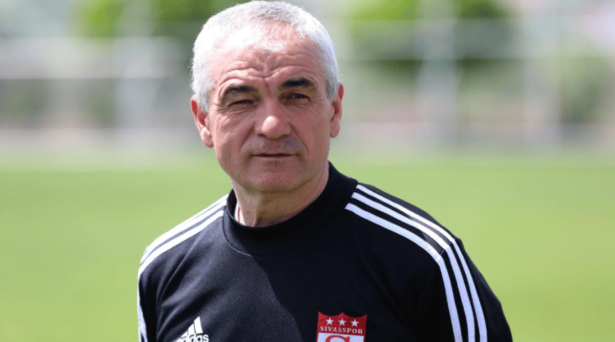 Calimbay (all. Sivasspor): "Fiorentina una delle più forti del sorteggio. Noi squadra modesta, ma faremo bene" - 