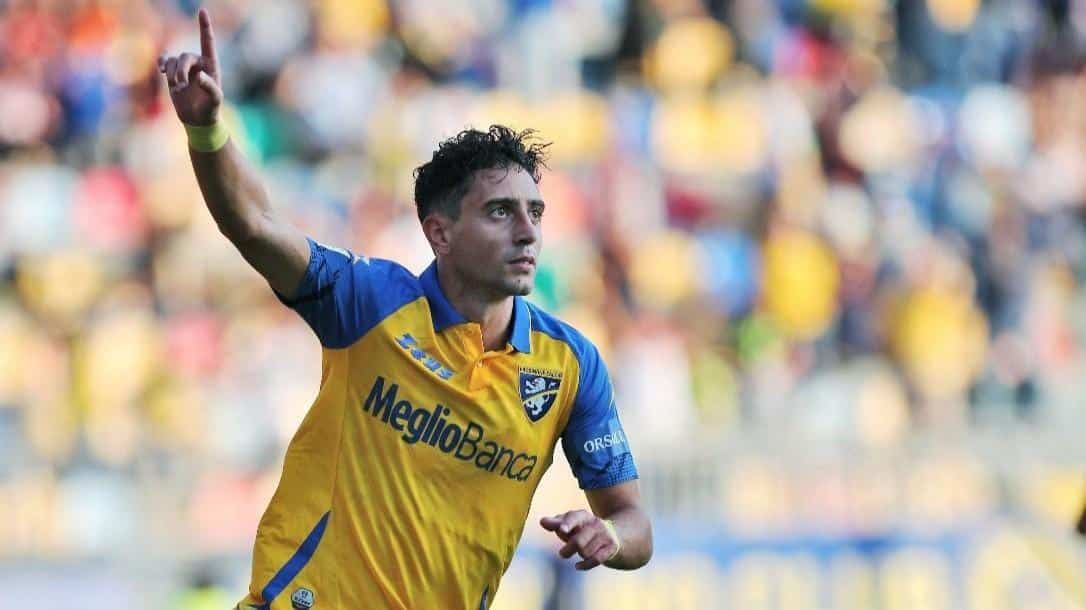 Il racconto di Caso, oggi stella del Frosinone: "Dieci anni alla Fiorentina, poi chiuso da Chiesa e Sottil"