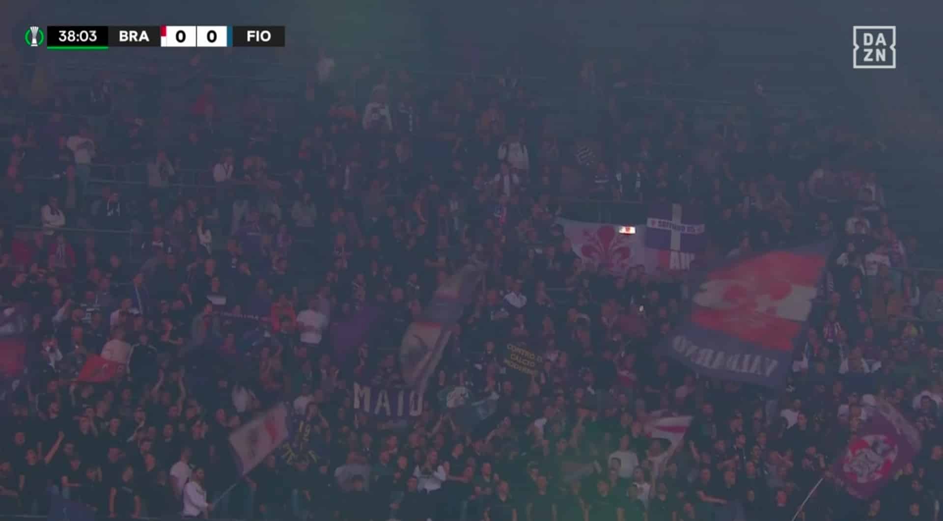 I tifosi della Fiorentina sono stati attaccati dalla polizia portoghese prima della partita. Il video