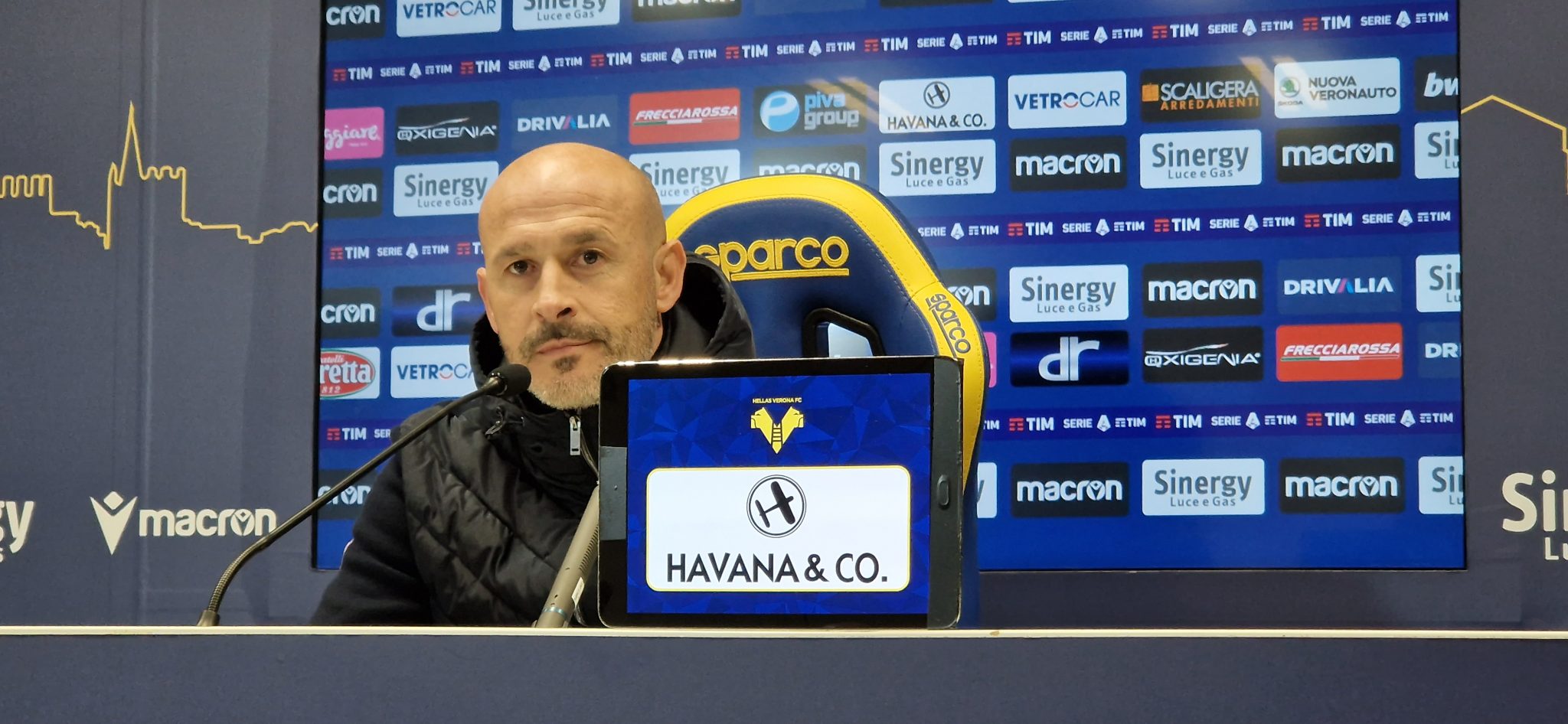 Italiano: "Non ho sentito gli insulti. Quando andiamo in vantaggio emerge la vera Fiorentina"