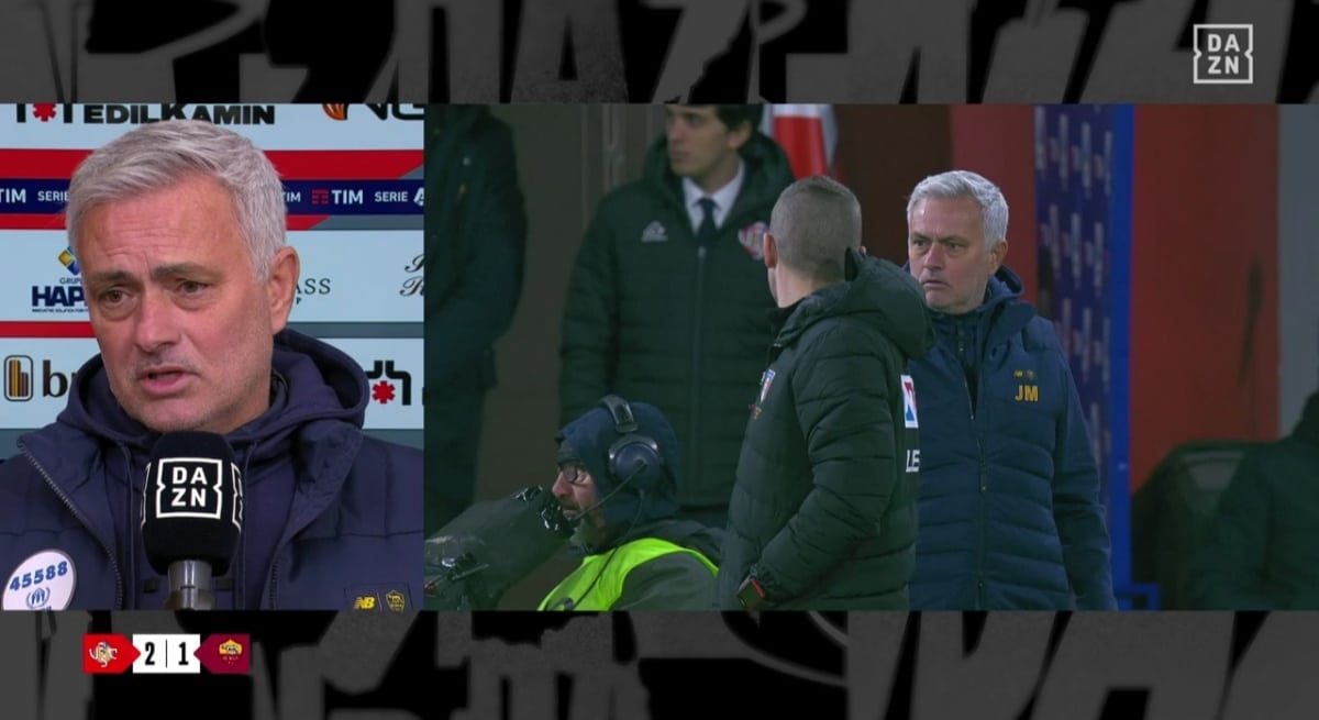 Mourinho solito, perde e attacca l'arbitro: "È di Torino e non voleva che ci fossi contro la Juventus"