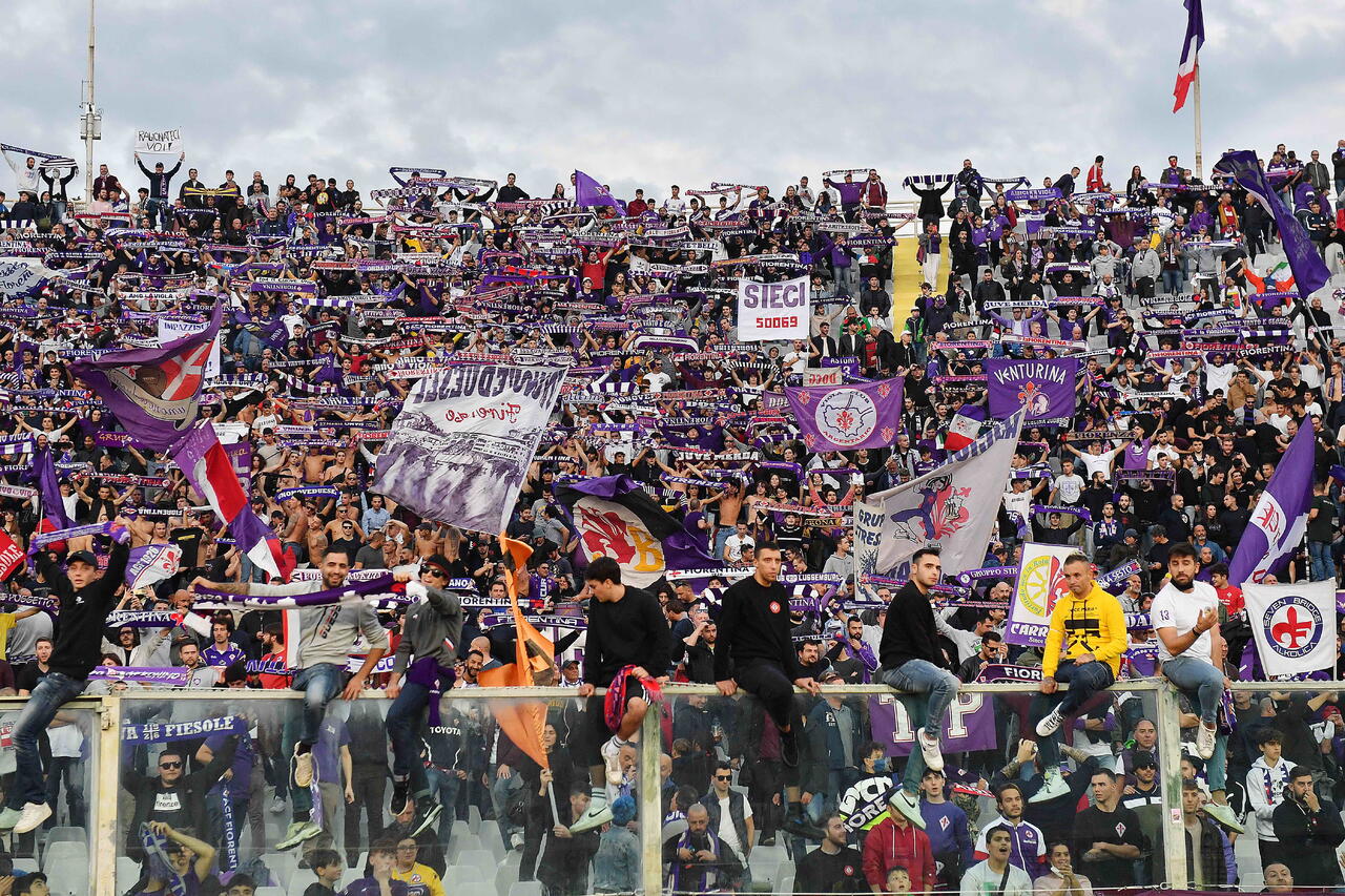 Ci saranno 823 tifosi della Fiorentina a Verona. Grande esodo nonostante orario e giorno lavorativo