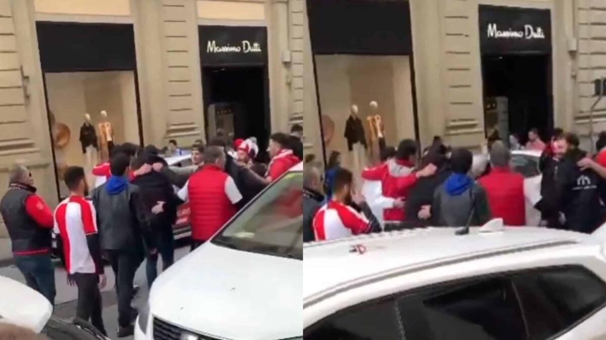 In attesa della sfida con la Fiorentina, i tifosi del Sivasspor cantano per le strade di Firenze. Il video - 