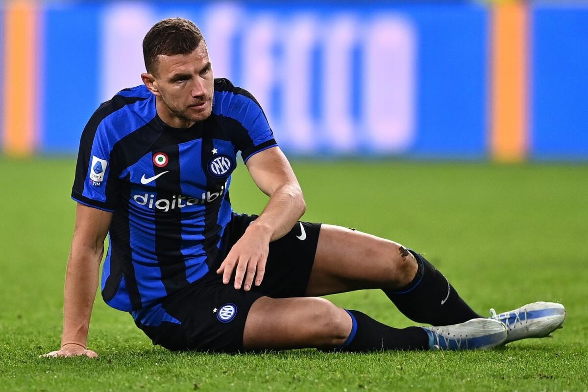 Dzeko tiene in ansia l'Inter: problemi alla schiena. Salterà la sfida con la Fiorentina? - 
