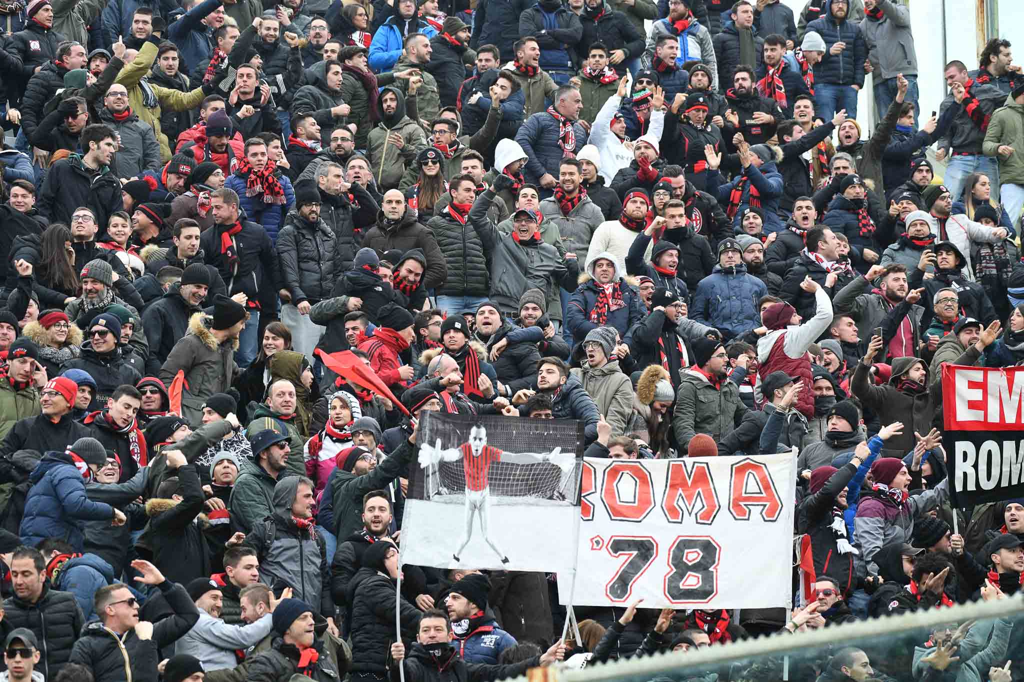 Firenze, stadio Artemio Franchi, 30.12.2017, Fiorentina-Milan, Foto Fiorenzo Sernacchioli. Copyright Labaroviola.com tifosi Milan