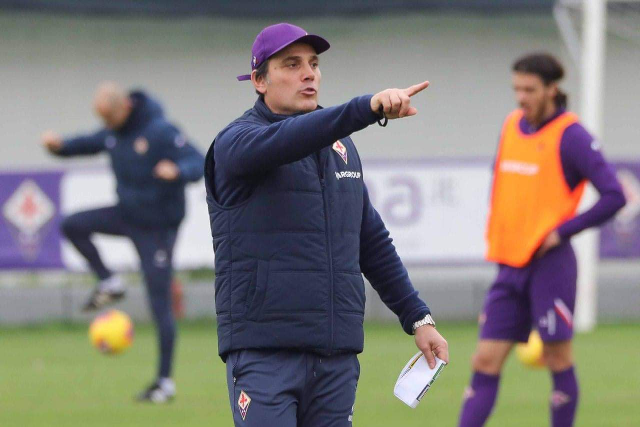 Montella: "Fiorentina non abituata a gestire tre competizioni, con il Milan sarà una partita aperta"
