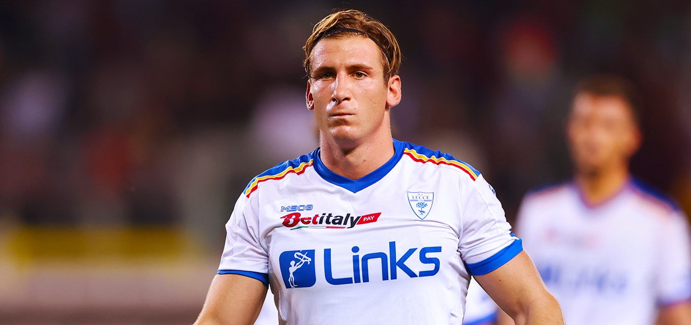 Gazzetta scrive: "Fiorentina sulle tracce di Federico Baschirotto. Il difensore del Lecce nella lista viola"