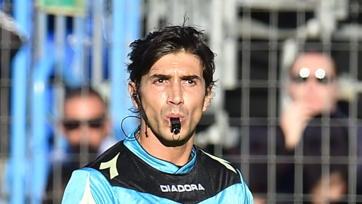 Calvarese: "Pazzesco quello che è successo contro il Braga. Arbitro di domani? Molto fiscale e non avaro di cartellini"