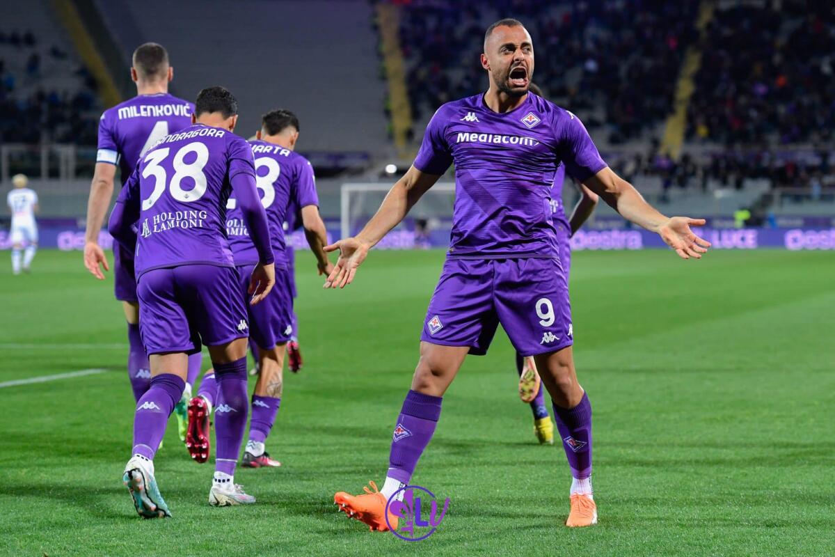 Quattordicesimo risultato utile consecutivo per la Fiorentina ma non agguanta Juve e Bologna - Esultanza Arthur Cabral (ACF Fiorentina)