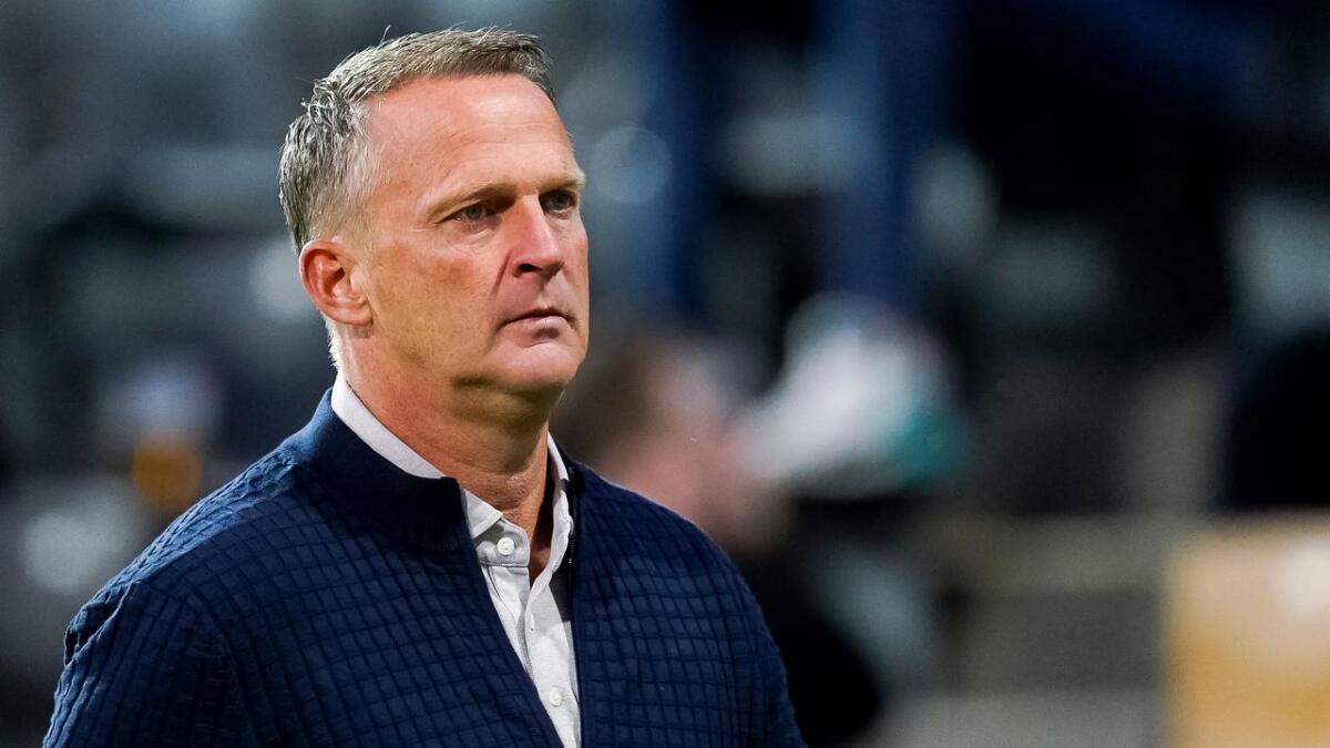 Van den Brom ammette: "Fiorentina troppo superiore a noi. Non siamo riusciti a frenarla" - 