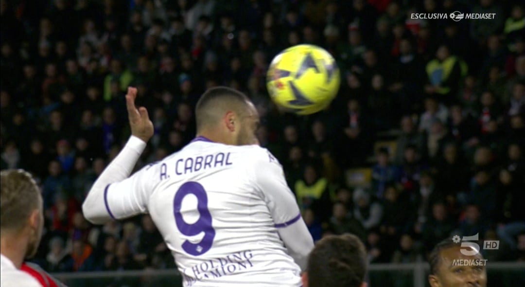 PAGELLE FIORENTINA: CABRAL DECISIVO, GOL E RIGORE PROCURATORE. TERRACCIANO SALVA TUTTI