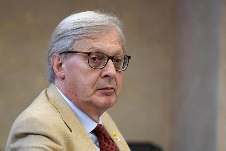 Sgarbi: "Anche se fossero arrivati i soldi per lo stadio Franchi, gli eredi di Nervi avrebbero creato problemi"