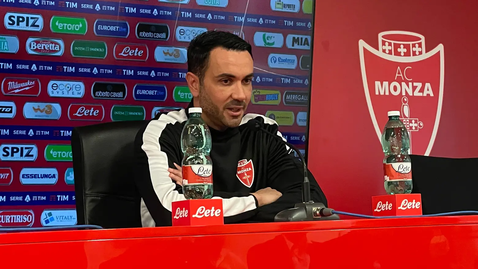 Palladino: "Contro la Fiorentina lo stadio deve essere una bolgia. Italiano grande, questa è la sua forza"