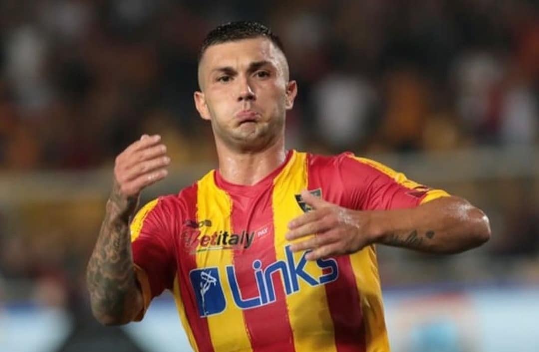 Il Lecce vince e fa un favore alla Fiorentina. L'Udinese resta a pari punti con la Fiorentina in classifica