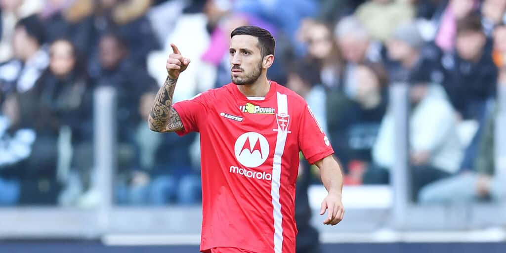 TURIN, ITALY - JANUARY 29: Patrick Ciurria of AC Monza celebrates after scoring the team's first goal during the Serie A match between Juventus and AC Monza at on January 29, 2023 in Turin, Italy. (Photo by Valerio Pennicino/Getty Images)