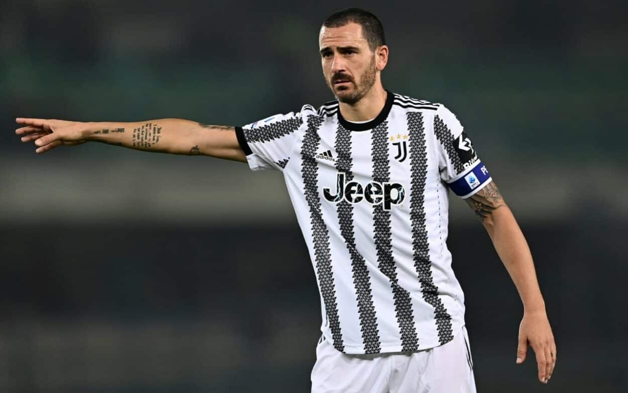 Bonucci lo umilia: "Con Chiesa fai fatica a tenere la palla davanti, non ha questa capacità"