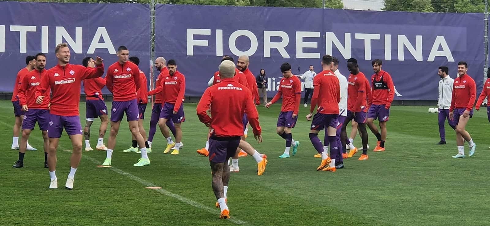 Italiano alla squadra: "Mancano 53 giorni" poi scherza con Jovic: "Ha promesso che se segna sta zitto"